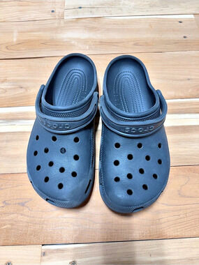 Crocs Classic Clogs Black Unisex Size M10 W12